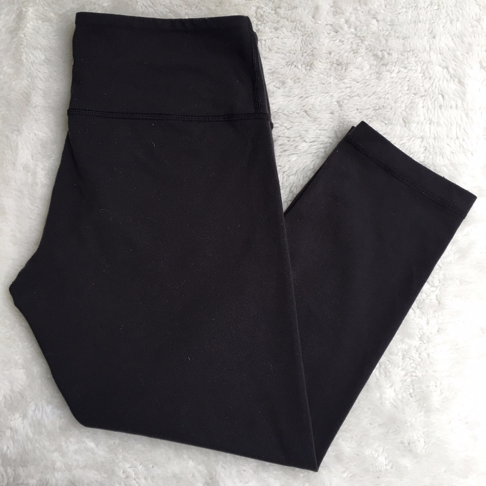 Lululemon Wunder Under Black Crop Pants Size 8 - Picture 2 of 7